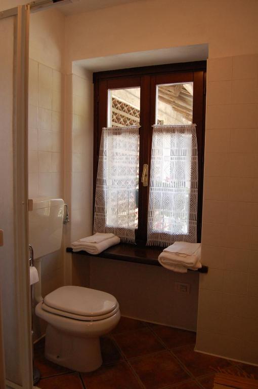 Agriturismo 'd Rainè Montelupo Albese Chambre photo