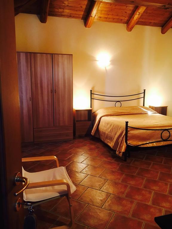 Agriturismo 'd Rainè Montelupo Albese Extérieur photo